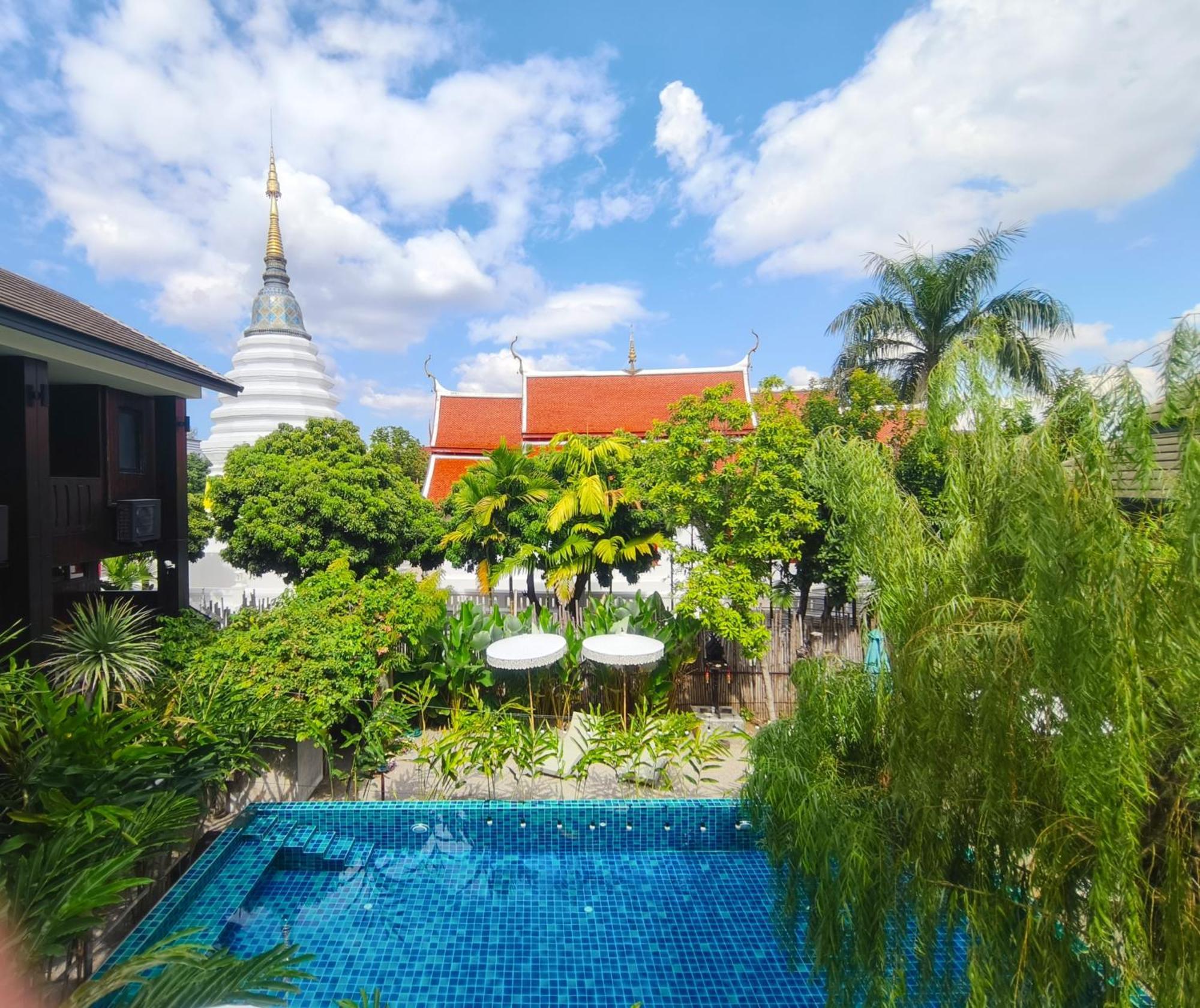 Arun Rawee อรุณ รวี Hotel Chiang Mai Bagian luar foto