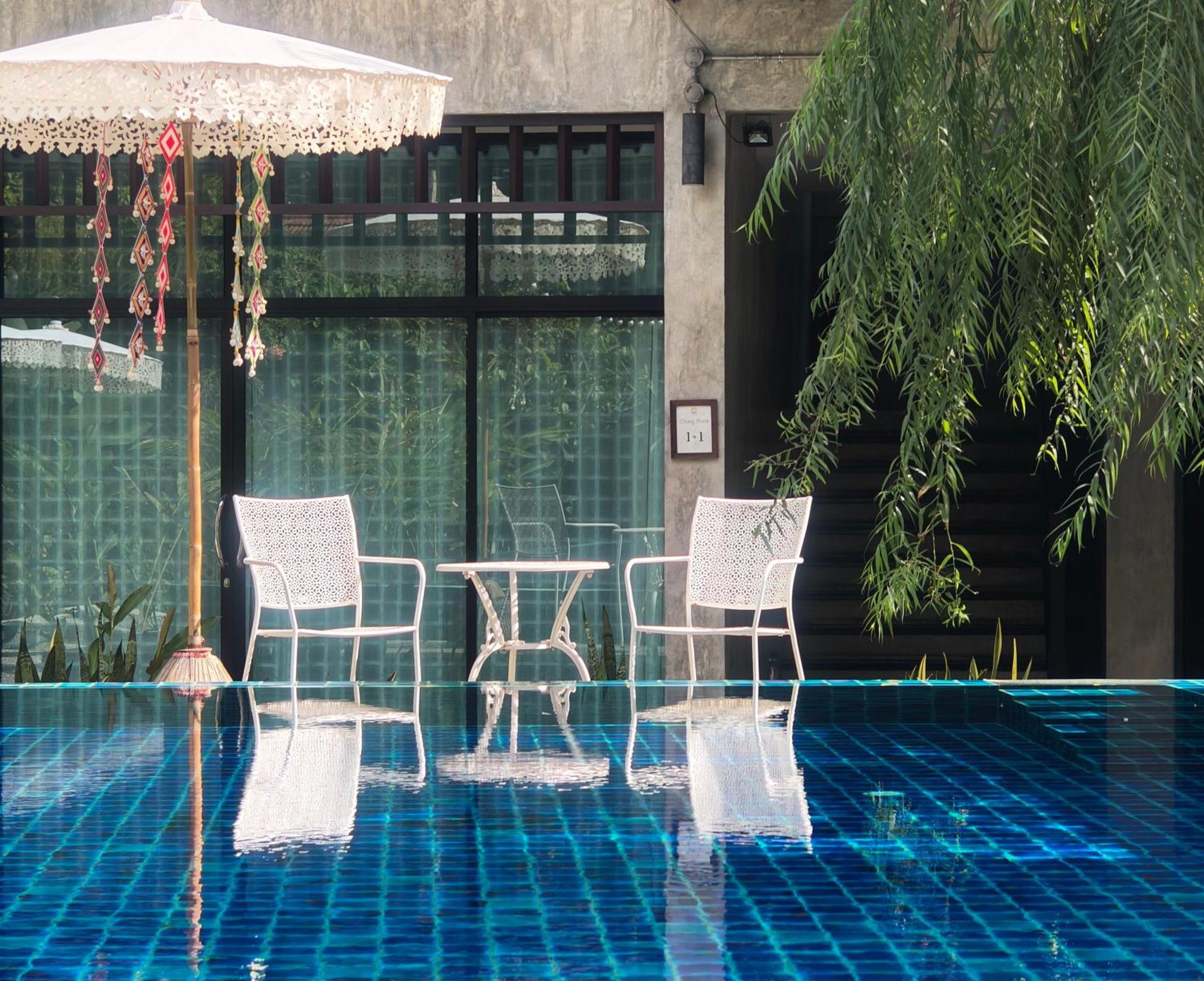 Arun Rawee อรุณ รวี Hotel Chiang Mai Bagian luar foto