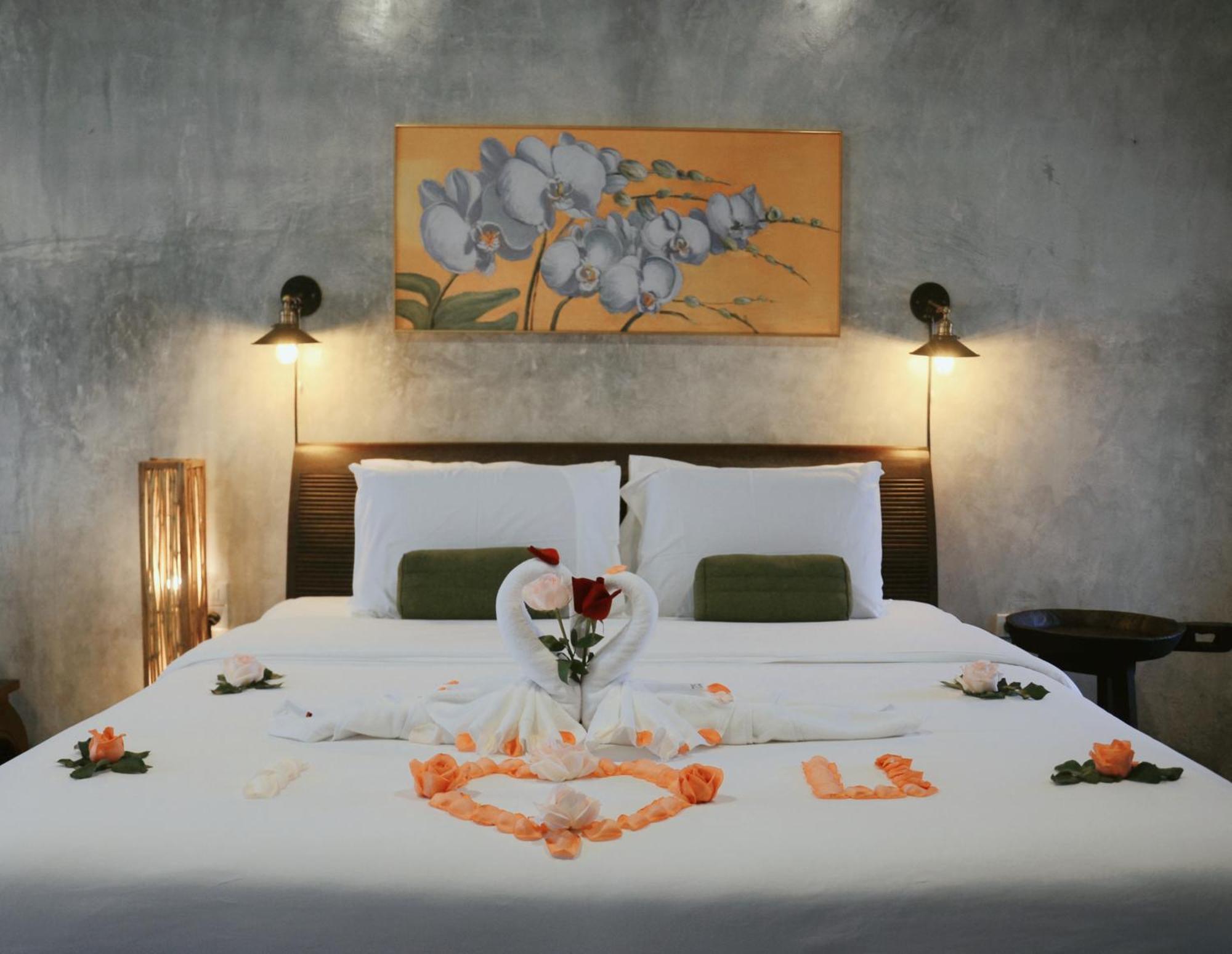 Arun Rawee อรุณ รวี Hotel Chiang Mai Bagian luar foto