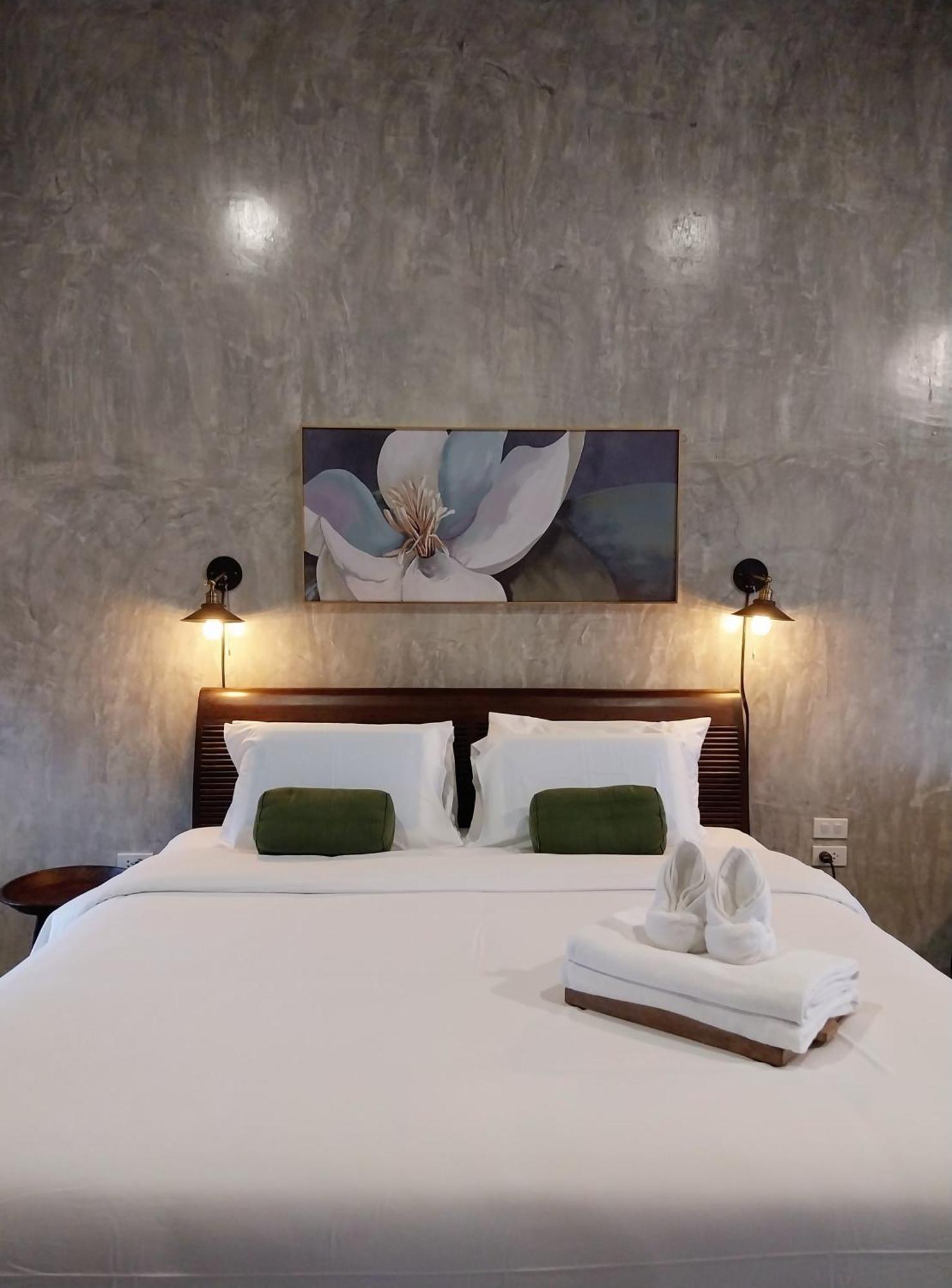 Arun Rawee อรุณ รวี Hotel Chiang Mai Bagian luar foto