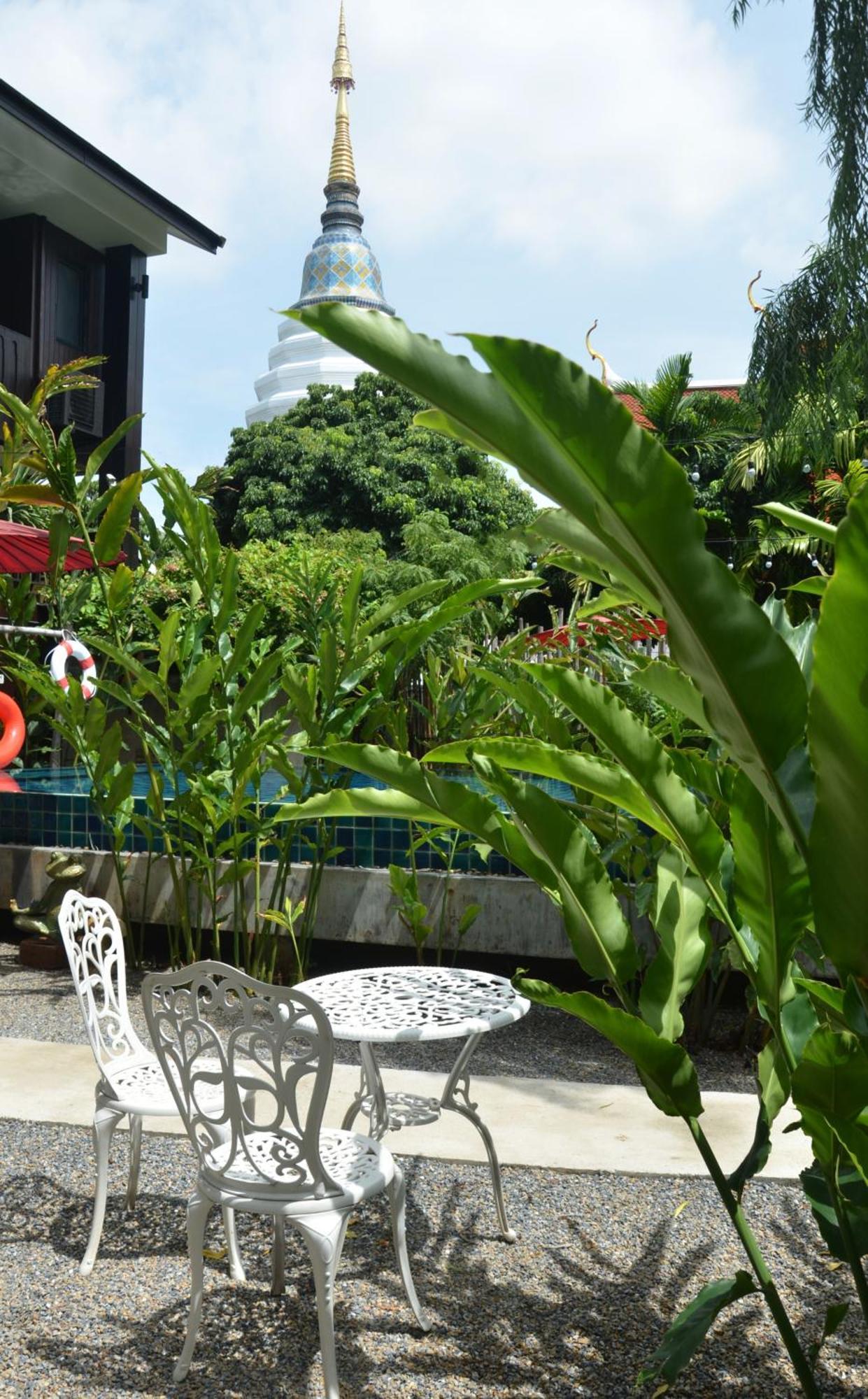 Arun Rawee อรุณ รวี Hotel Chiang Mai Bagian luar foto